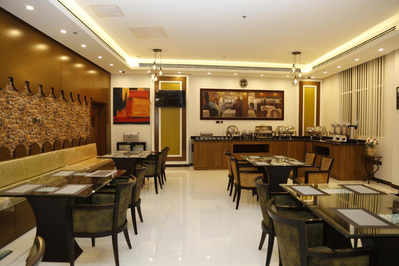 The Palace Hotel - فندق القصر Muskat Bagian luar foto