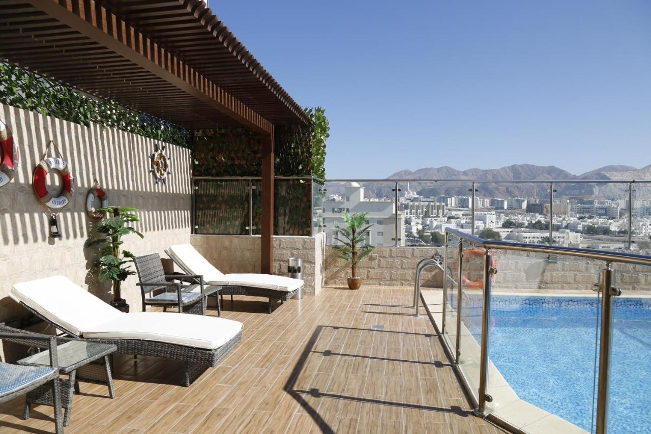 The Palace Hotel - فندق القصر Muskat Bagian luar foto