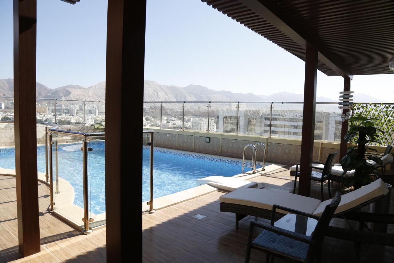 The Palace Hotel - فندق القصر Muskat Bagian luar foto